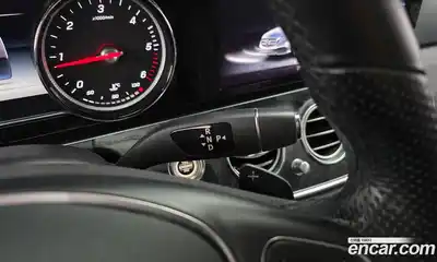 Mercedes-Benz E-Class 2017 1.9 Автомат в Москве № 212258, миниатюра 9