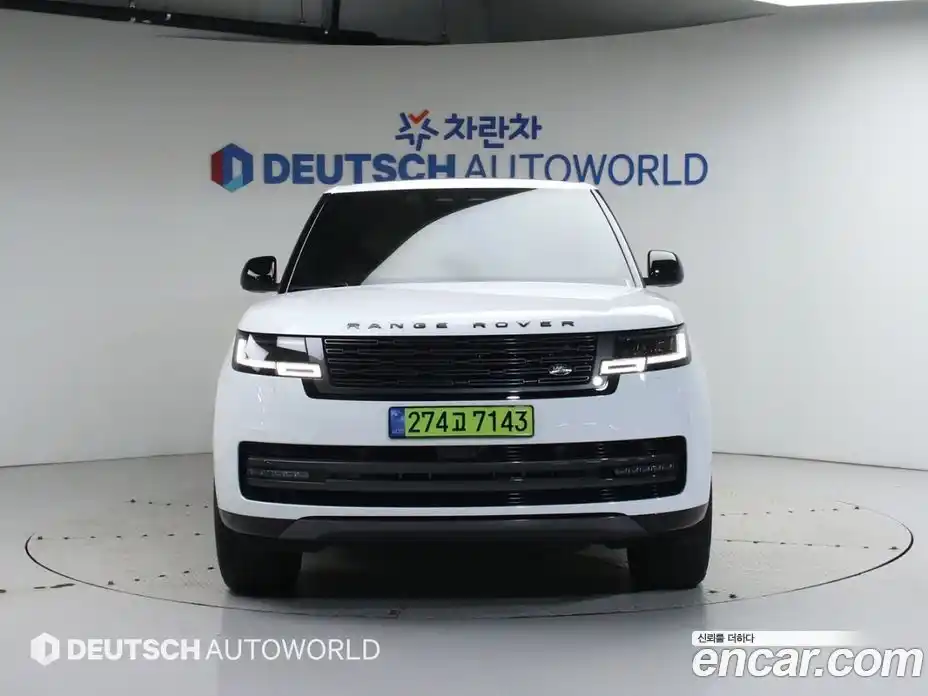 Land Rover Range-Rover 2024 4.4 Автомат в Москве № 213885, фото 3