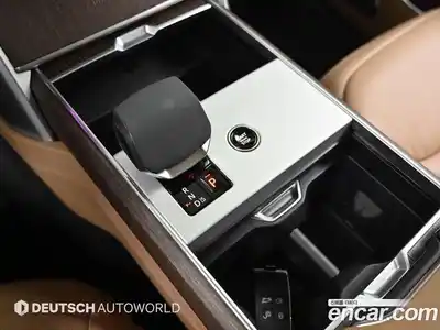 Land Rover Range-Rover 2024 4.4 Автомат в Москве № 213885, миниатюра 9