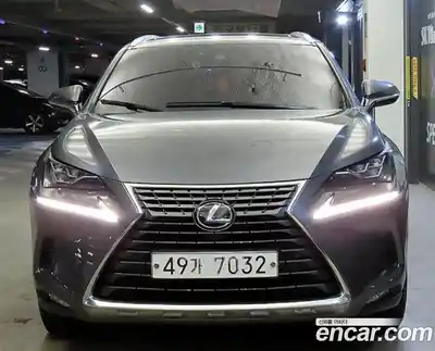 Lexus NX 2020 2.5 Вариатор в Москве № 214813, миниатюра 2