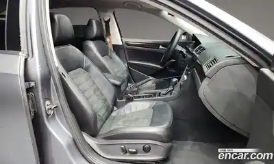 Volkswagen Passat 2014 2.0 Автомат в Москве № 215324, миниатюра 11