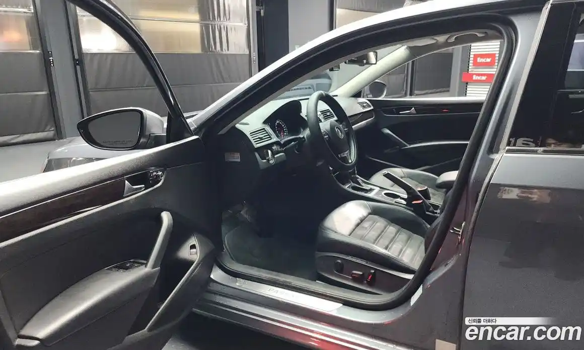 Volkswagen Passat 2014 2.0 Автомат в Москве № 215324, фото 10