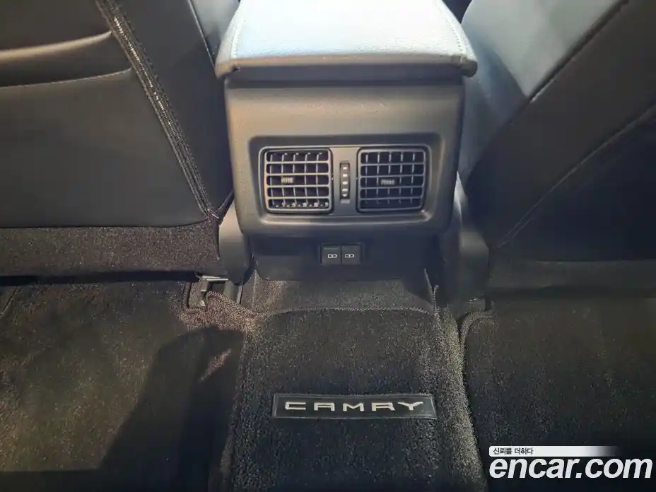 Toyota Camry 2025 2.5 Автомат в Москве № 215599, фото 18