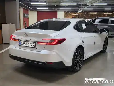 Toyota Camry 2025 2.5 Автомат в Москве № 215599, миниатюра 2