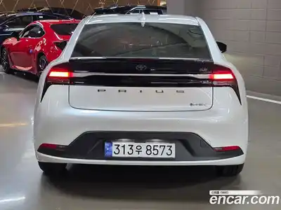 Toyota Prius 2024 2.0 Автомат в Москве № 215611, миниатюра 4