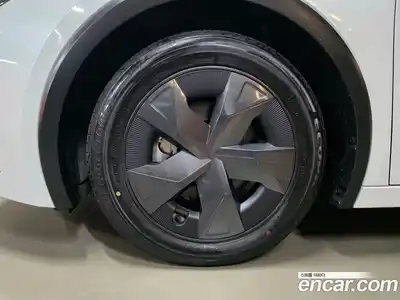 Toyota Prius 2024 2.0 Автомат в Москве № 215611, миниатюра 5