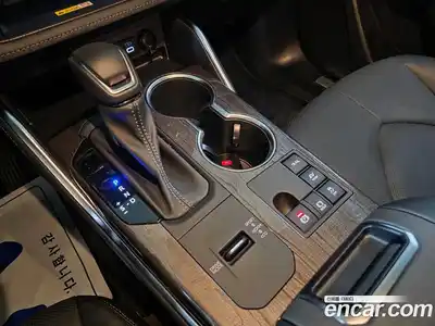 Toyota Highlander 2023 2.5 Автомат в Москве № 215616, миниатюра 9