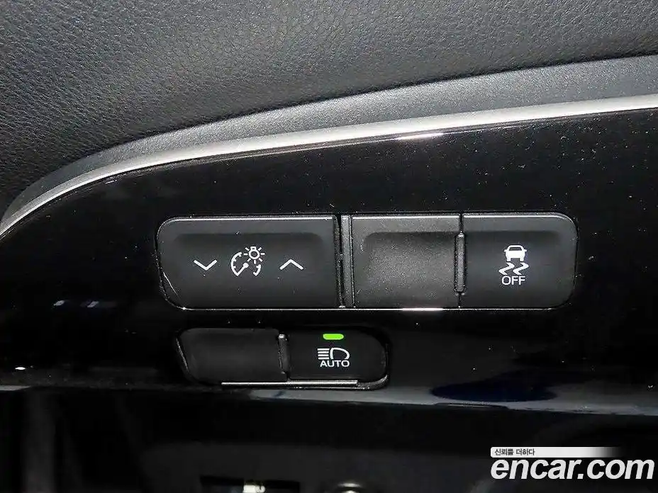 Toyota Prius 2022 1.8 Автомат в Москве № 215657, фото 14