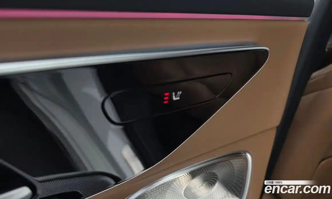 Mercedes-Benz E-Class 2024 3.0 Автомат в Москве № 216253, фото 17