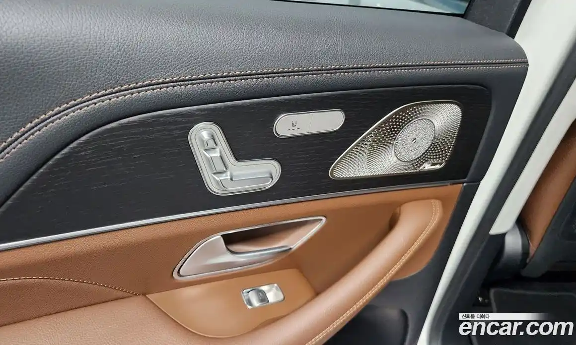 Mercedes-Benz GLE-Class 2024 3.0 Автомат в Москве № 219195, фото 16