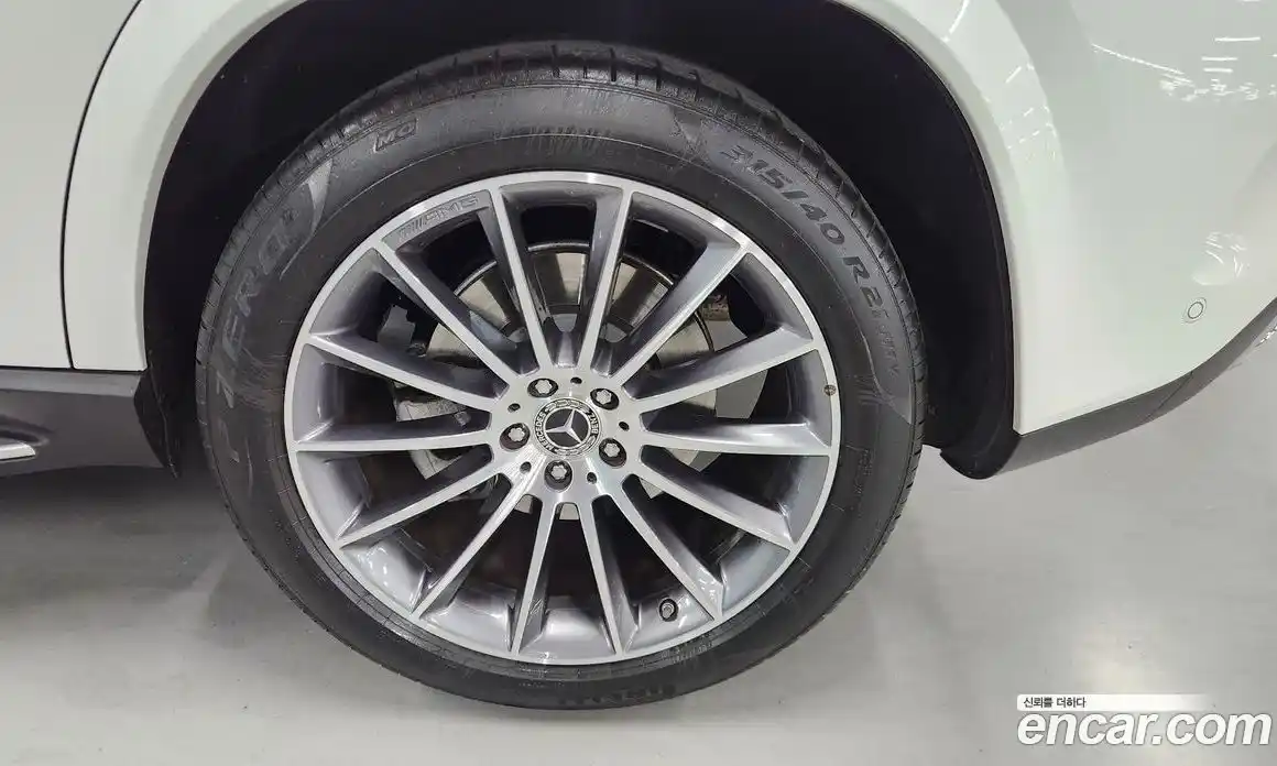 Mercedes-Benz GLE-Class 2024 3.0 Автомат в Москве № 219195, фото 5