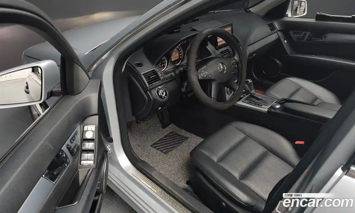 Mercedes-Benz C-Class 2010 1.8 Автомат в Москве № 229252, фото 11