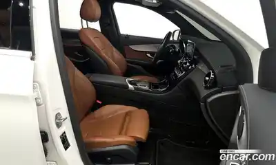 Mercedes-Benz GLC-Class 2020 1.9 Автомат в Москве № 229624, миниатюра 11