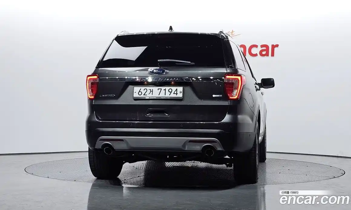 Ford Explorer 2017 2.3 Автомат в Москве № 255571, фото 4