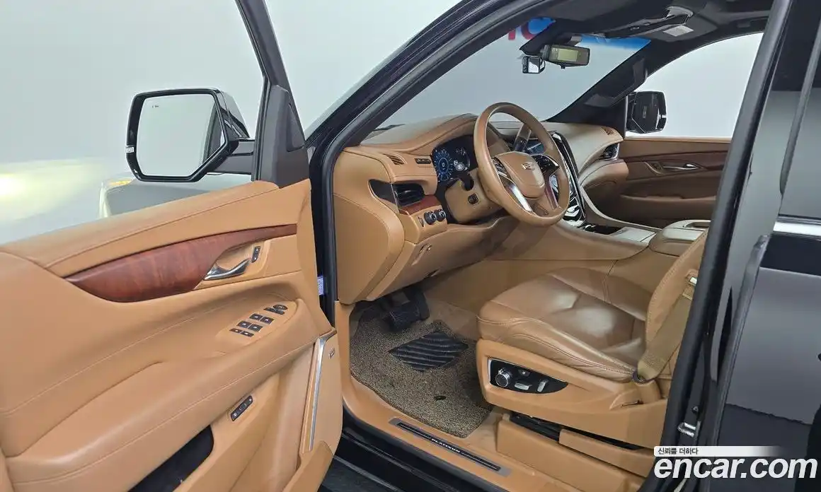 Cadillac Escalade 2017 6.2 Автомат в Москве № 256488, фото 10