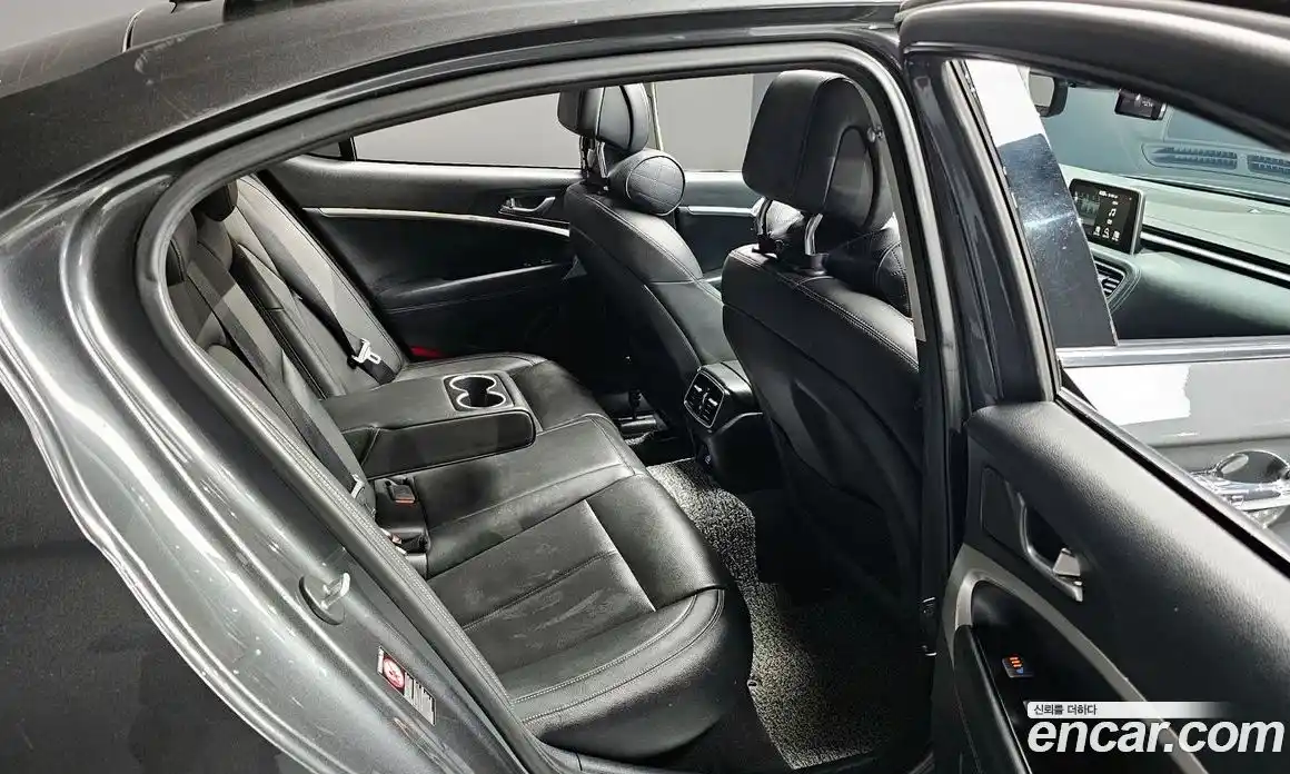 Genesis G70 2019 2.0 Автомат в Москве № 25662, фото 12