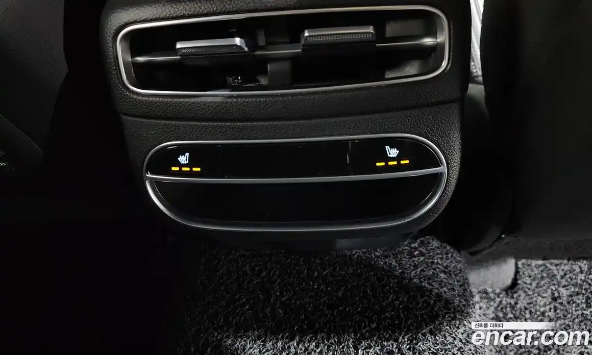 Genesis GV70 2021 2.2 Автомат в Москве № 25892, фото 18