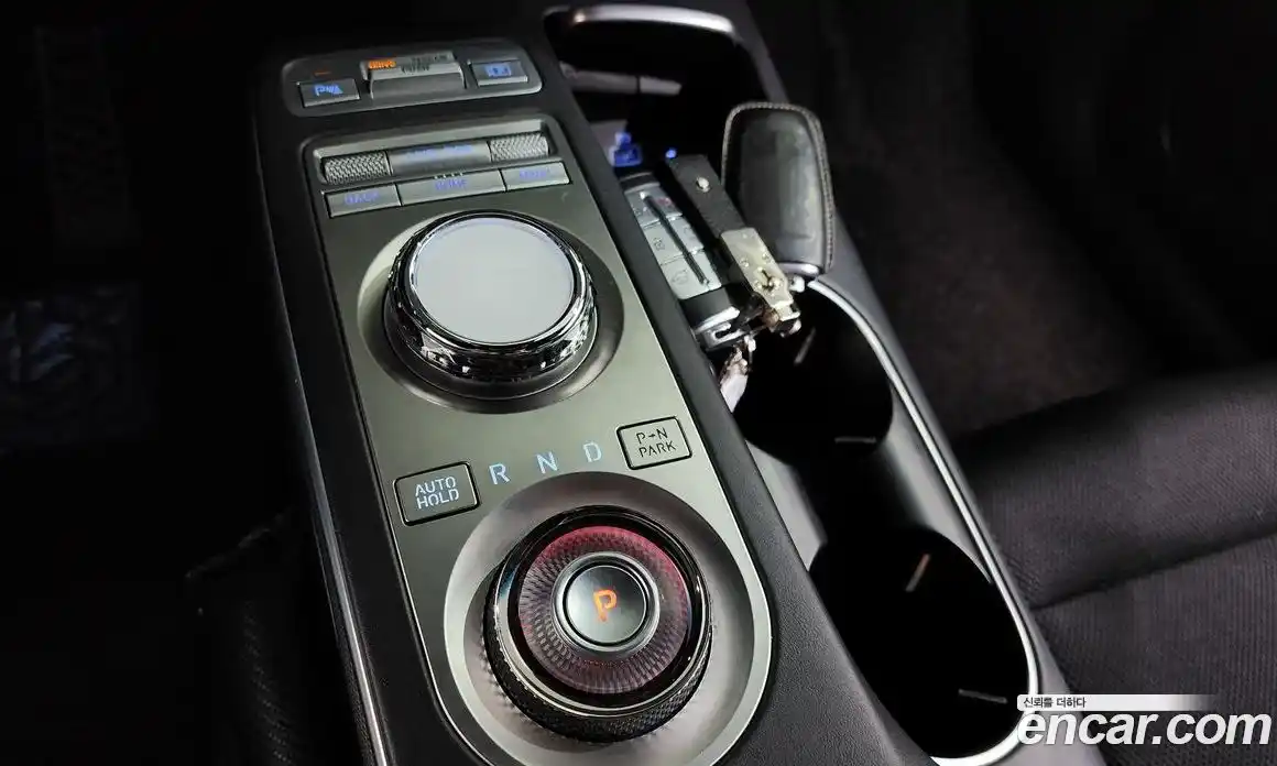 Genesis GV70 2021 2.2 Автомат в Москве № 25892, фото 9