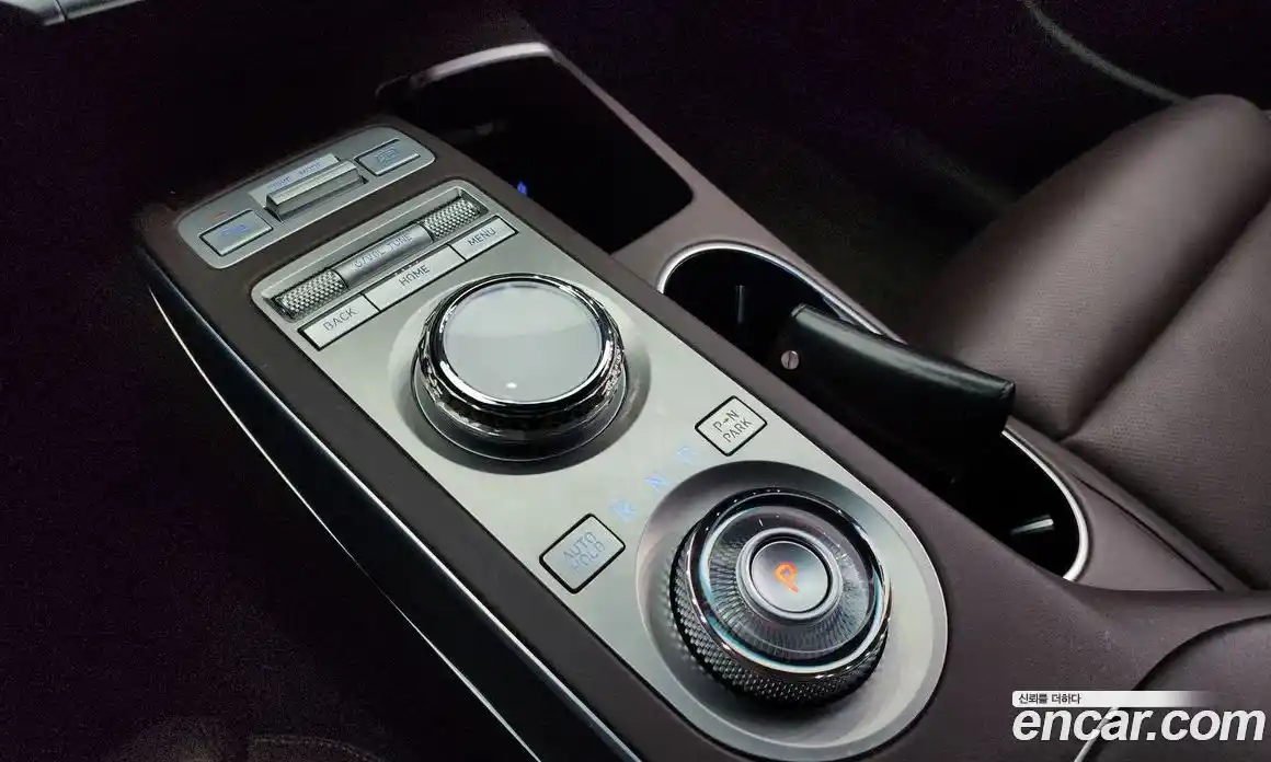 Genesis GV70 2021 2.5 Автомат в Москве № 26208, фото 9