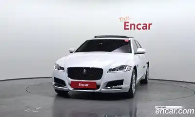 Jaguar XF 2017 2.0 Автомат в Москве № 262119, миниатюра 3