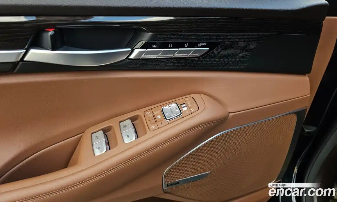 Genesis G90 2020 3.8 Автомат в Москве № 26424, фото 18