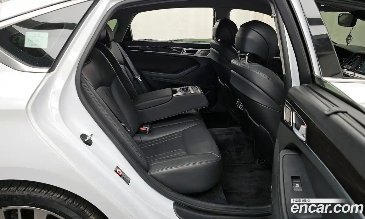 Genesis G80 2018 3.3 Автомат в Москве № 26801, фото 12