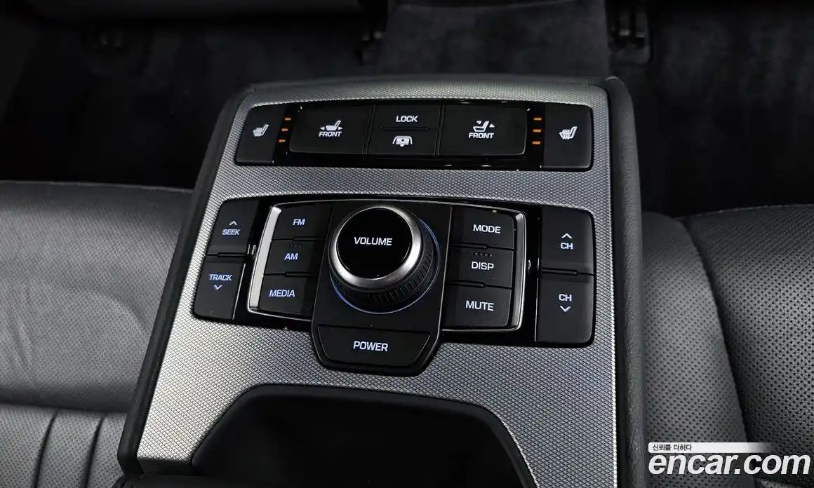 Genesis G80 2018 3.3 Автомат в Москве № 26801, фото 18