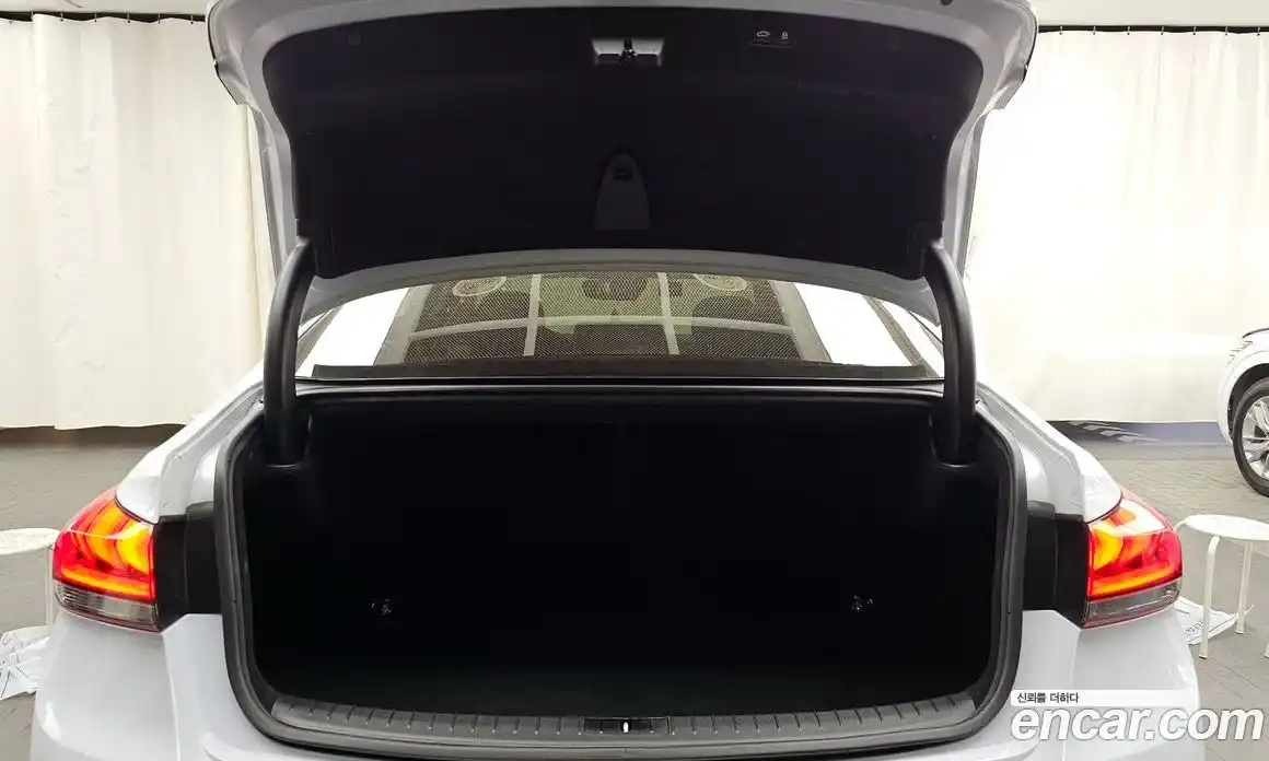 Genesis G80 2018 3.3 Автомат в Москве № 26801, фото 20