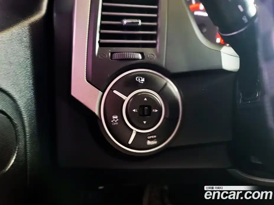 SsangYong Korando 2014 2.0 Автомат в Москве № 28284, фото 13