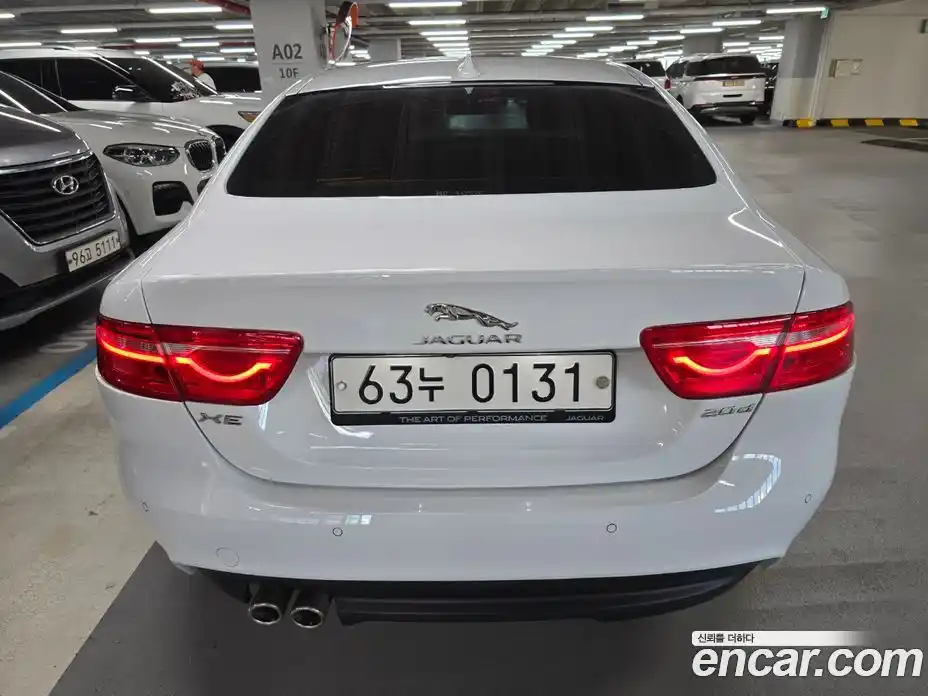 Jaguar XE 2016 2.0 Автомат в Москве № 304983, фото 4