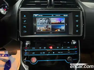 Jaguar XE 2016 2.0 Автомат в Москве № 304983, миниатюра 8