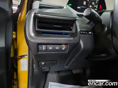 Toyota Prius 2024 2.0 Автомат в Москве № 361222, миниатюра 12