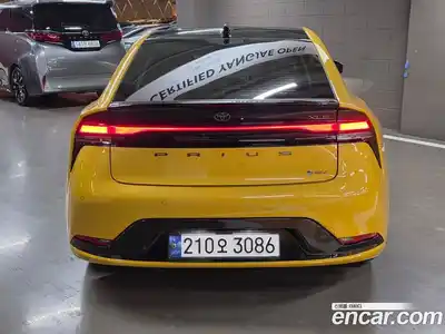 Toyota Prius 2024 2.0 Автомат в Москве № 361222, миниатюра 3