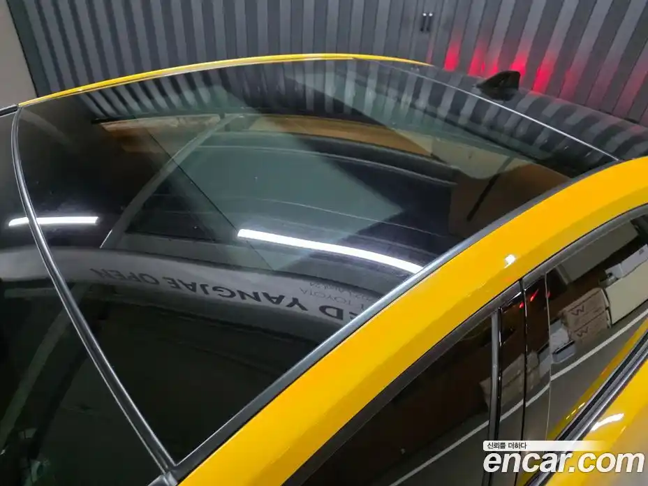 Toyota Prius 2024 2.0 Автомат в Москве № 361222, фото 6