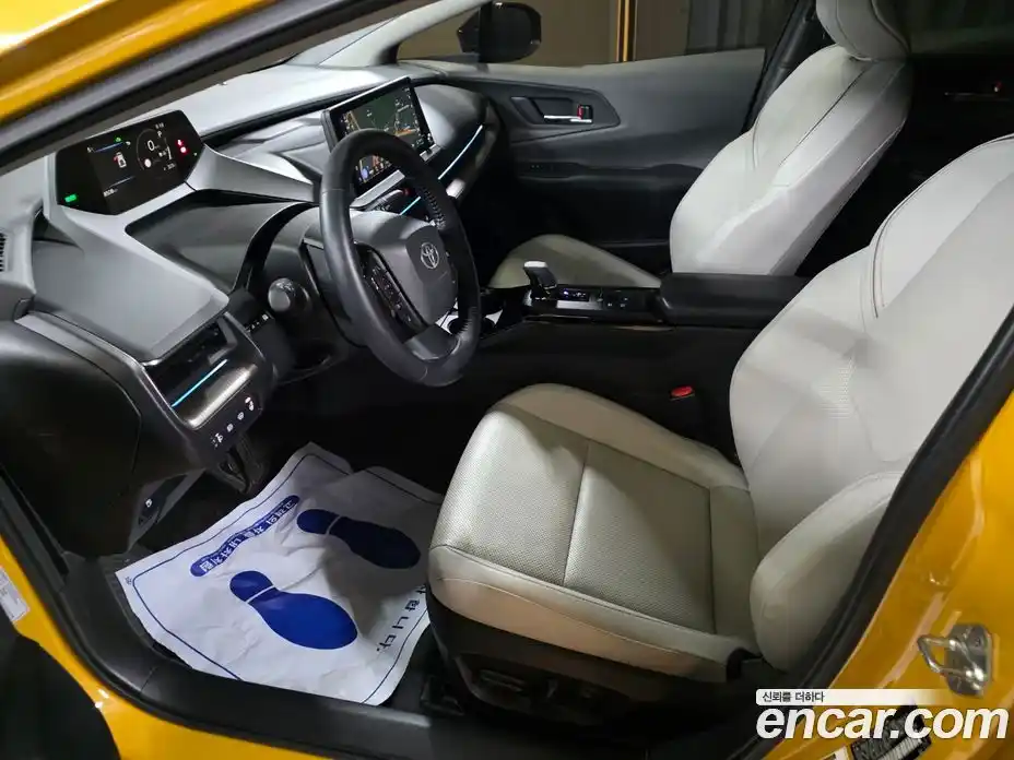 Toyota Prius 2024 2.0 Автомат в Москве № 361222, фото 7