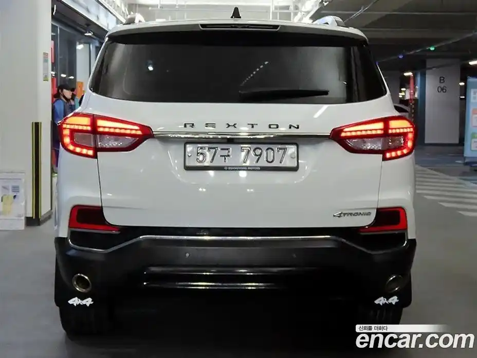 SsangYong Rexton 2018 2.2 Автомат в Москве № 369795, фото 4