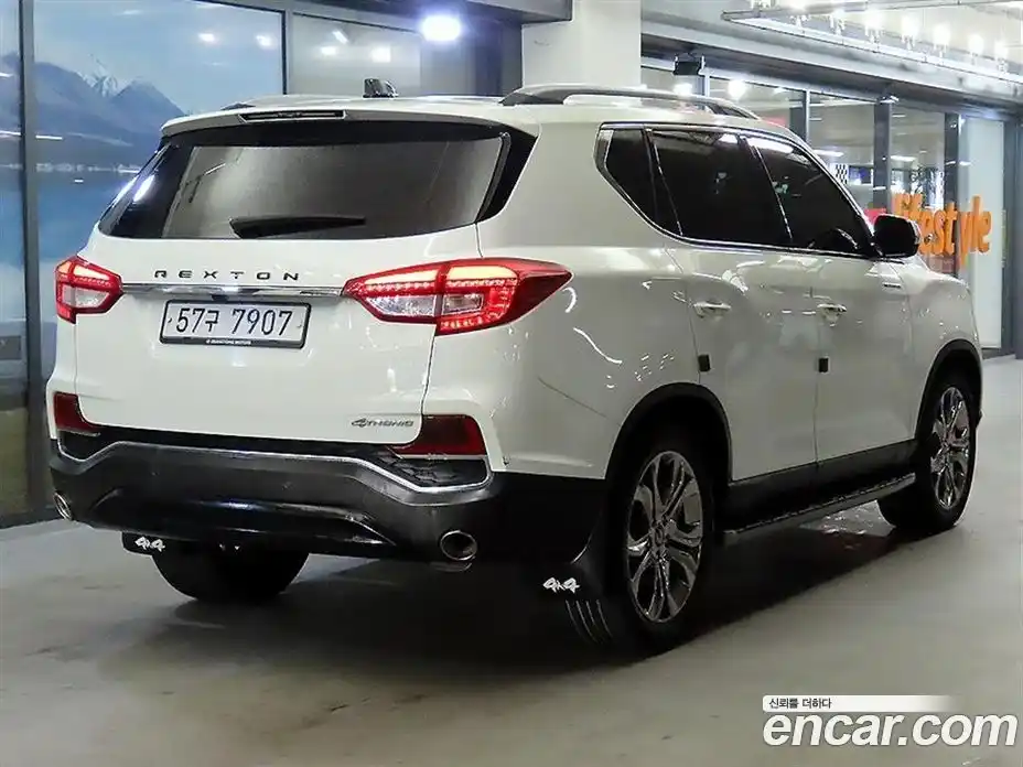 SsangYong Rexton 2018 2.2 Автомат в Москве № 369795, фото 5