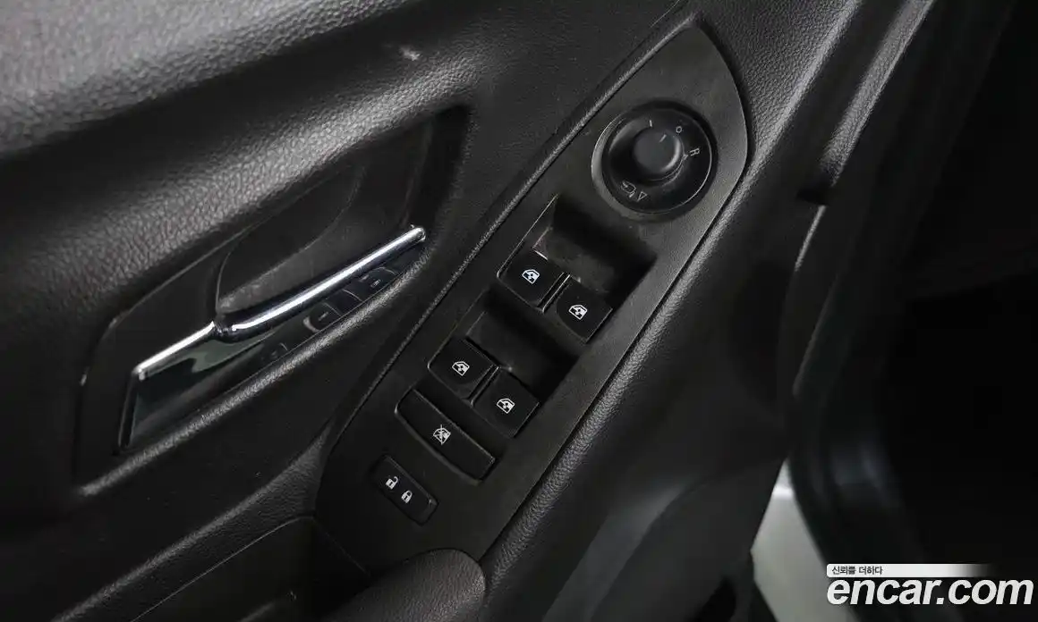 Chevrolet Trax 2015 1.4 Автомат в Москве № 38236, фото 17