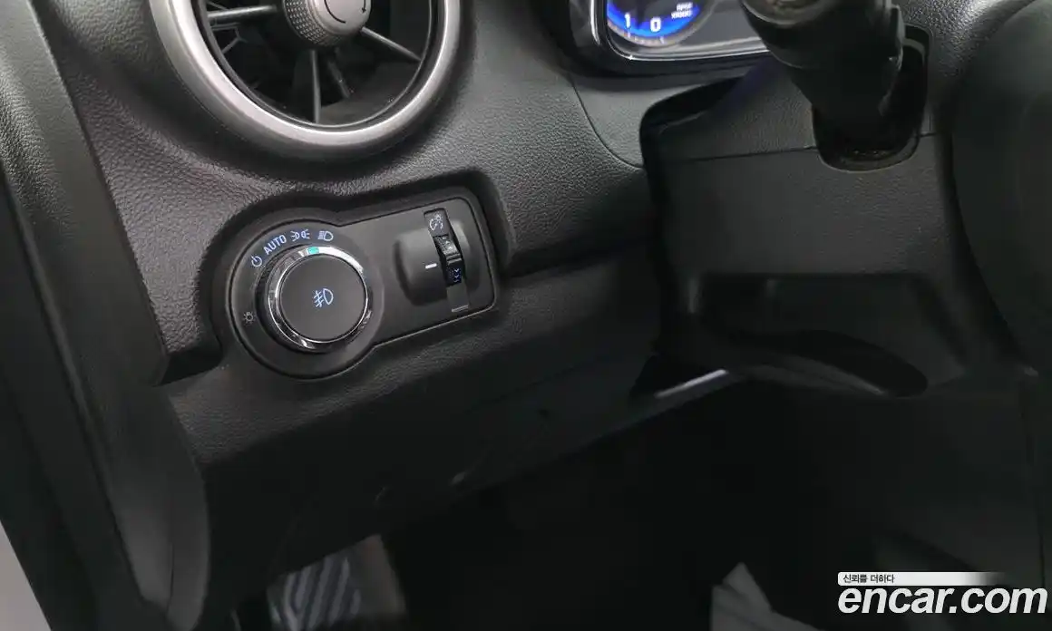 Chevrolet Trax 2015 1.4 Автомат в Москве № 38236, фото 18