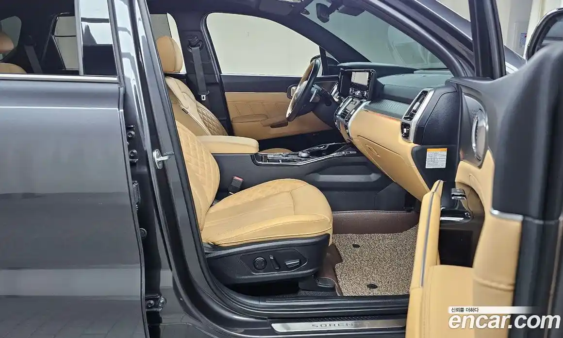 Kia Sorento 2022 1.6 Автомат в Москве № 385748, фото 11