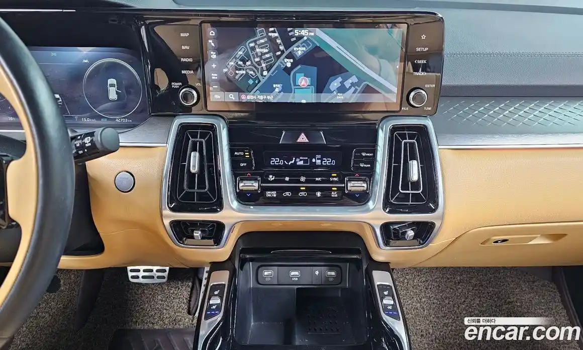 Kia Sorento 2022 1.6 Автомат в Москве № 385748, фото 15