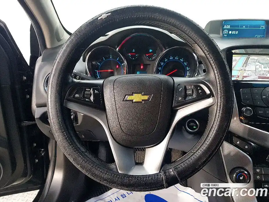 Chevrolet Cruze 2011 1.8 Автомат в Москве № 38659, фото 11