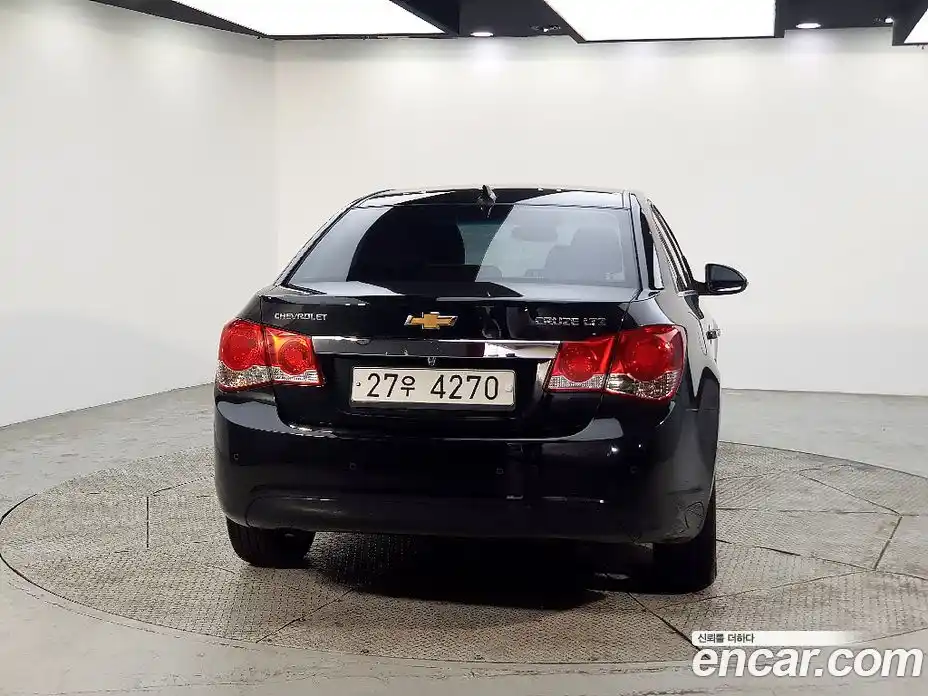 Chevrolet Cruze 2011 1.8 Автомат в Москве № 38659, фото 3