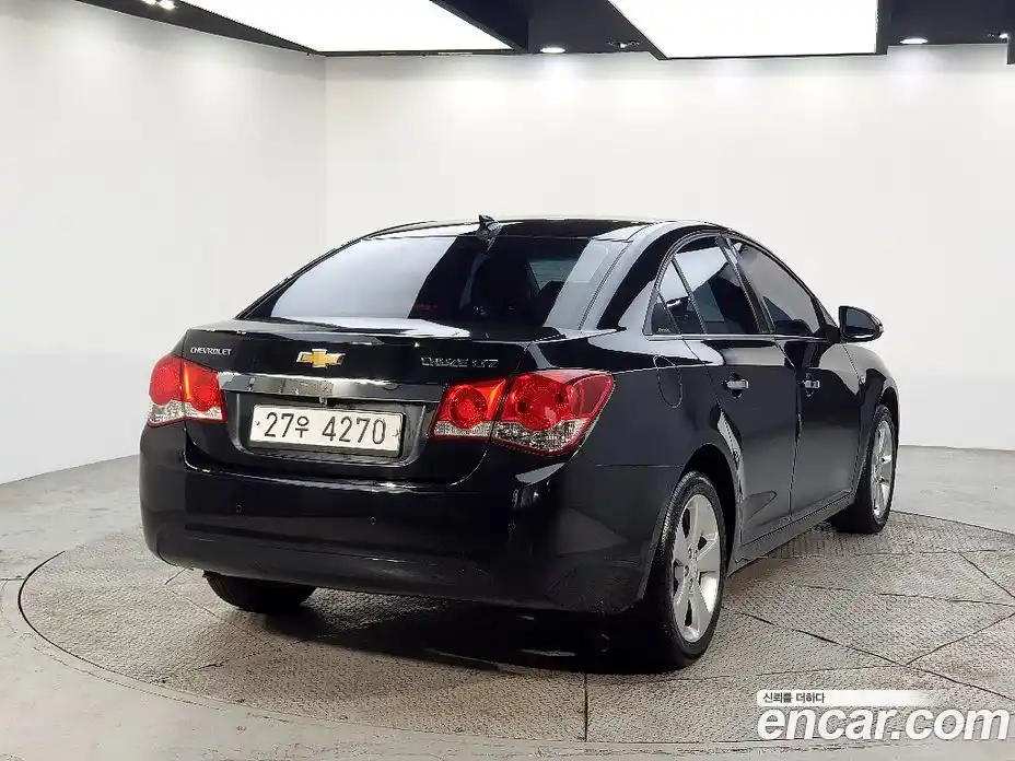 Chevrolet Cruze 2011 1.8 Автомат в Москве № 38659, фото 4