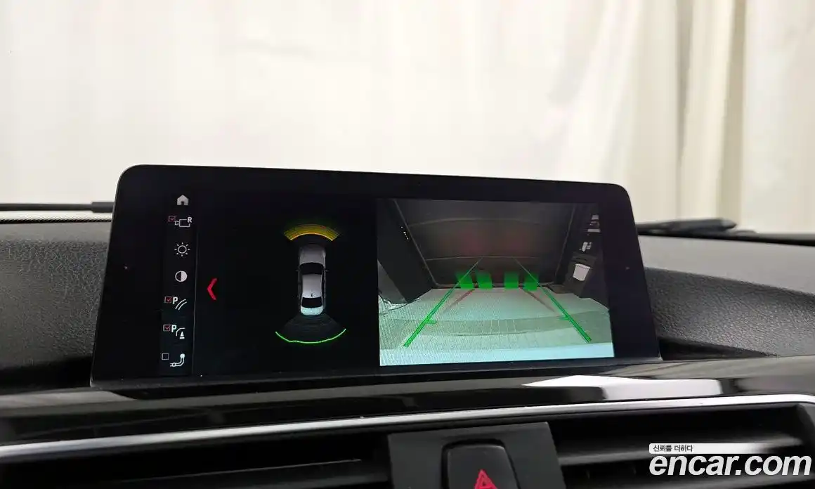 BMW 3-Series 2018 2.0 Автомат в Москве № 388402, фото 15