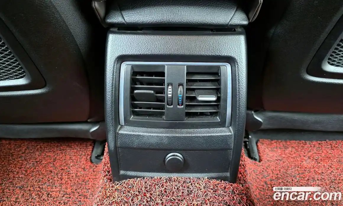 BMW 3-Series 2018 2.0 Автомат в Москве № 388402, фото 18