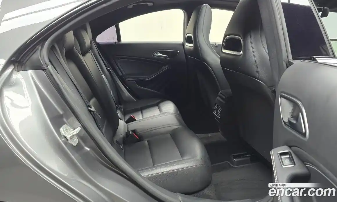 Mercedes-Benz CLA-Class 2015 2.1 Автомат в Москве № 391016, фото 12