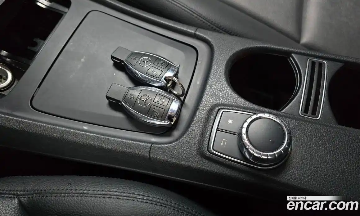 Mercedes-Benz CLA-Class 2015 2.1 Автомат в Москве № 391016, фото 17