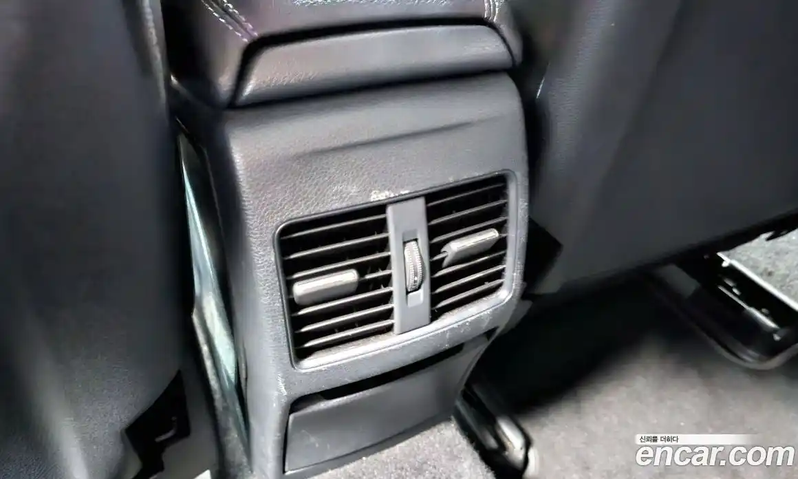 Mercedes-Benz GLA-Class 2019 2.0 Автомат в Москве № 391033, фото 19