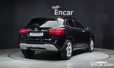 Mercedes-Benz GLA-Class 2019 2.0 Автомат в Москве № 391033, миниатюра 2